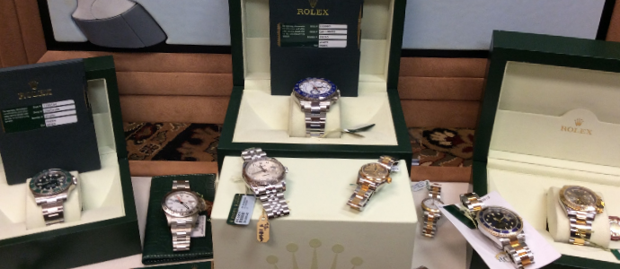 Watch Display Watch Display